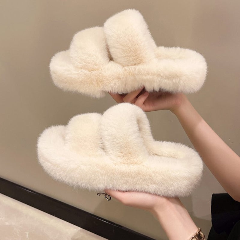Isis™ | Fluffy Pantoffel Slippers
